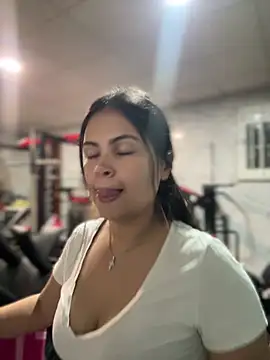 Snapshot of melanny10 chatting on 19, 12, 2025 melanny10 online show from 19, 12, 2025