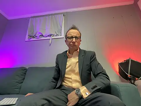 mouser21212 online show from 5, 3, 2025