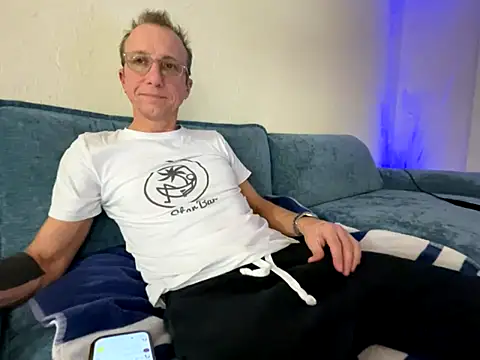 mouser21212 online show from 3, 12, 2025