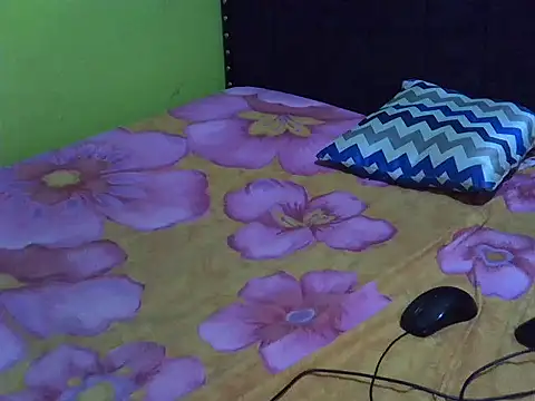 Snapshot of tasha-ashah chatting on 13, 9, 2025 tasha-ashah online show from 13, 9, 2025