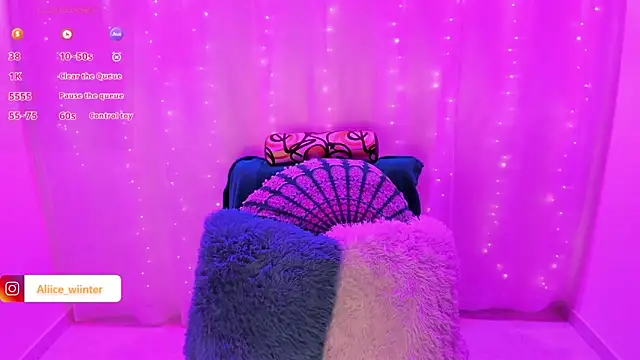 Snapshot of Alice_winter_ chatting on 11, 1, 2025 Alice winter online show from 11, 1, 2025