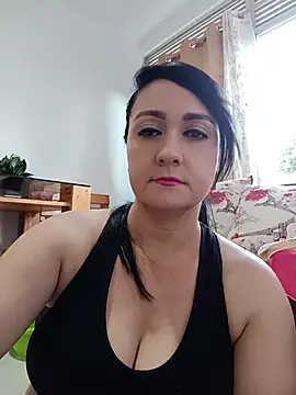 Snapshot of taalia chatting on 5, 7, 2026 taalia online show from 5, 7, 2026