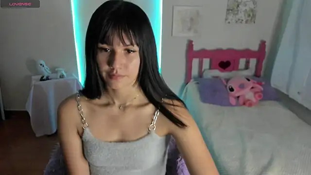 Snapshot of cute_roxy chatting on 11, 12, 2024 cute roxy online show from 11, 12, 2024