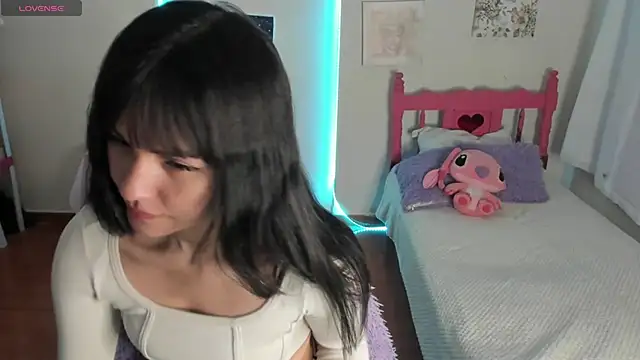 Snapshot of cute_roxy chatting on 20, 1, 2025 cute roxy online show from 20, 1, 2025