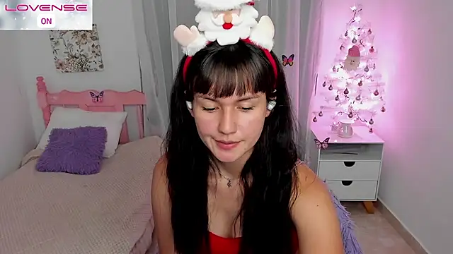 Snapshot of cute_roxy chatting on 23, 11, 2025 cute roxy online show from 23, 11, 2025