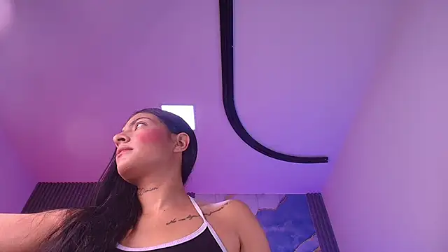 hot dione online show from 8, 4, 2026