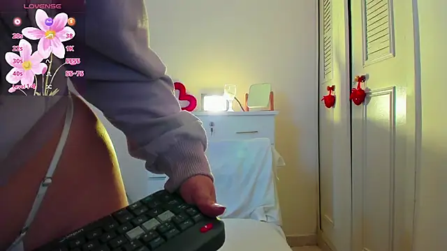 LisaHadwin online show from 18, 9, 2025