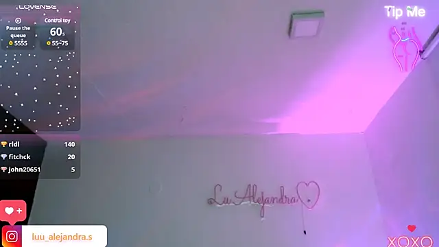 Snapshot of alee_lenoxx chatting on 15, 1, 2025 alee lenoxx online show from 15, 1, 2025