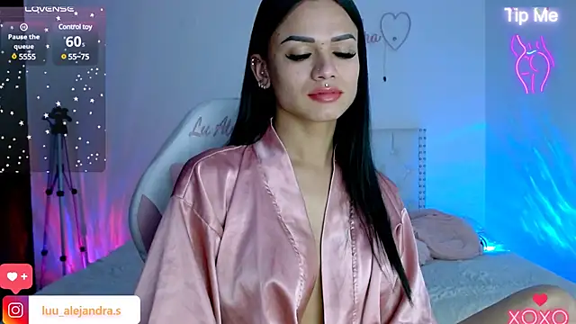 Snapshot of alee_lenoxx chatting on 14, 2, 2025 alee lenoxx online show from 14, 2, 2025