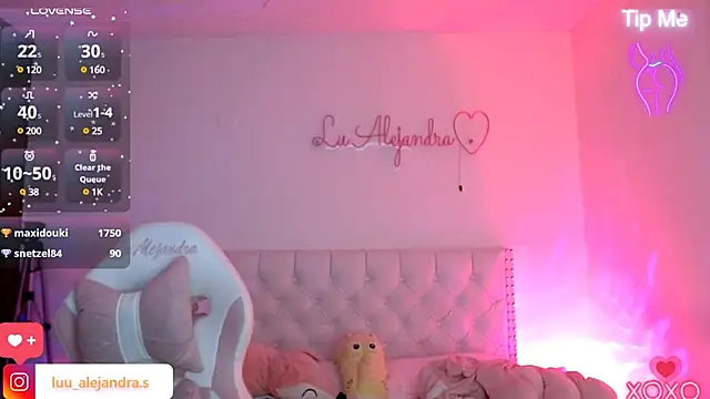 Snapshot of alee_lenoxx chatting on 18, 2, 2025 alee lenoxx online show from 18, 2, 2025