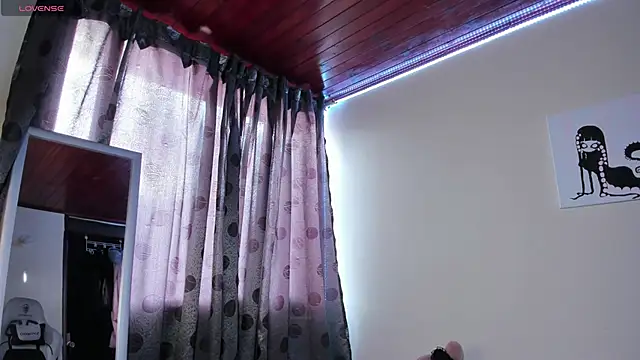 Snapshot of satanbabee chatting on 25, 1, 2025 satanbabee online show from 25, 1, 2025