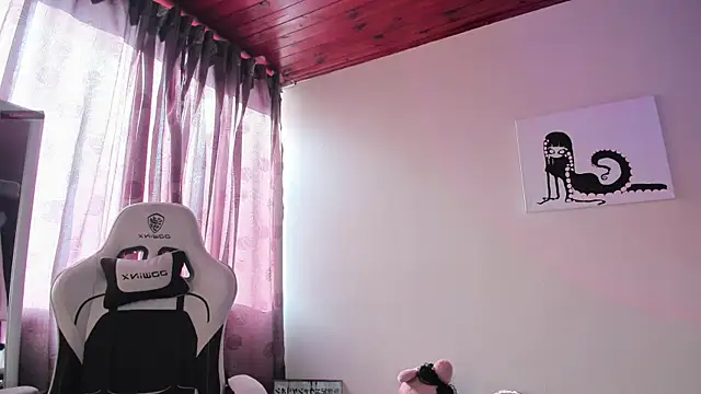 Snapshot of satanbabee chatting on 19, 2, 2025 satanbabee online show from 19, 2, 2025