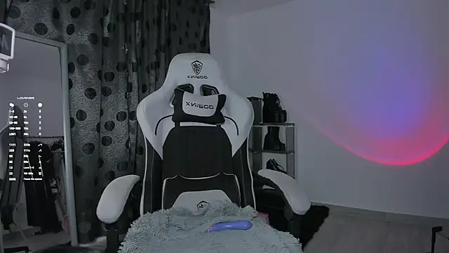 Snapshot of satanbabee chatting on 14, 3, 2025 satanbabee online show from 14, 3, 2025