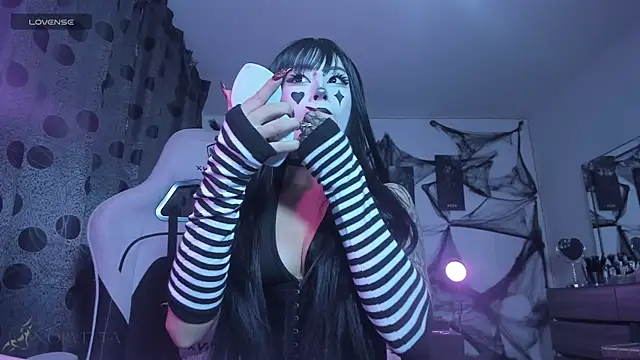 Snapshot of satanbabee chatting on 22, 10, 2025 satanbabee online show from 22, 10, 2025