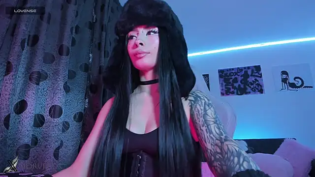 Snapshot of satanbabee chatting on 16, 11, 2025 satanbabee online show from 16, 11, 2025