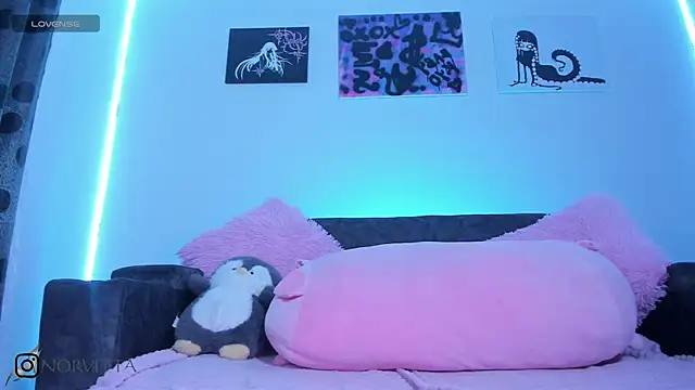 Snapshot of satanbabee chatting on 17, 11, 2025 satanbabee online show from 17, 11, 2025