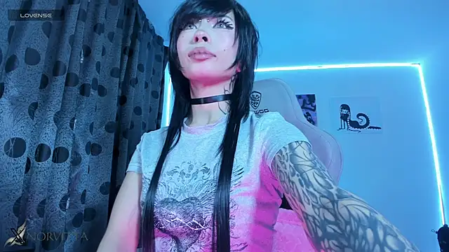 Snapshot of satanbabee chatting on 13, 12, 2025 satanbabee online show from 13, 12, 2025