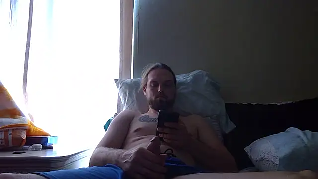 Snapshot of VitaminmanFL chatting on 10, 2, 2025 VitaminmanFL online show from 10, 2, 2025