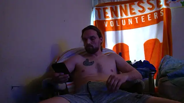 Snapshot of VitaminmanFL chatting on 5, 3, 2025 VitaminmanFL online show from 5, 3, 2025