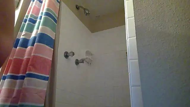 Snapshot of VitaminmanFL chatting on 8, 3, 2025 VitaminmanFL online show from 8, 3, 2025