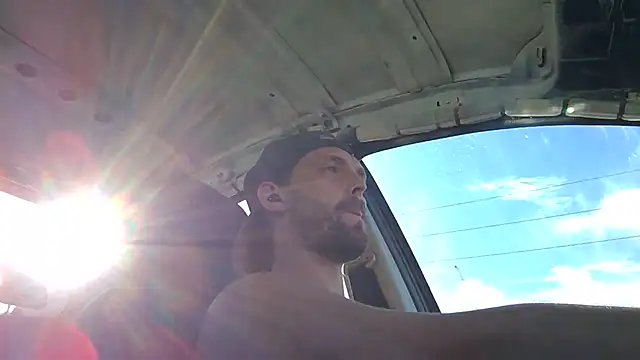 Snapshot of VitaminmanFL chatting on 27, 9, 2025 VitaminmanFL online show from 27, 9, 2025