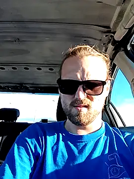 Snapshot of VitaminmanFL chatting on 10, 10, 2025 VitaminmanFL online show from 10, 10, 2025