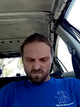 Snapshot of VitaminmanFL chatting on 13, 10, 2025 VitaminmanFL online show from 13, 10, 2025