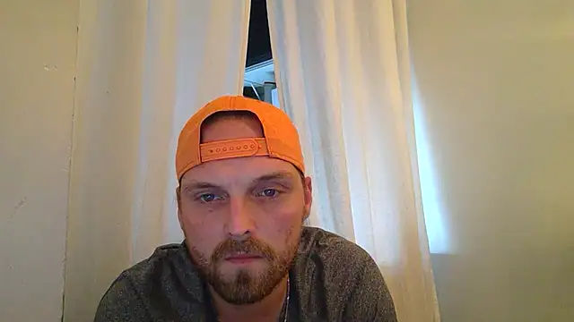 Snapshot of VitaminmanFL chatting on 19, 10, 2025 VitaminmanFL online show from 19, 10, 2025