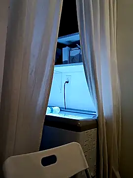 Snapshot of VitaminmanFL chatting on 26, 10, 2025 VitaminmanFL online show from 26, 10, 2025