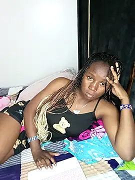 Snapshot of carenic chatting on 18, 10, 2025 carenic online show from 18, 10, 2025