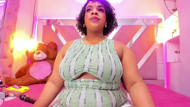 Scarlett-Bonnet online show from 13, 3, 2025