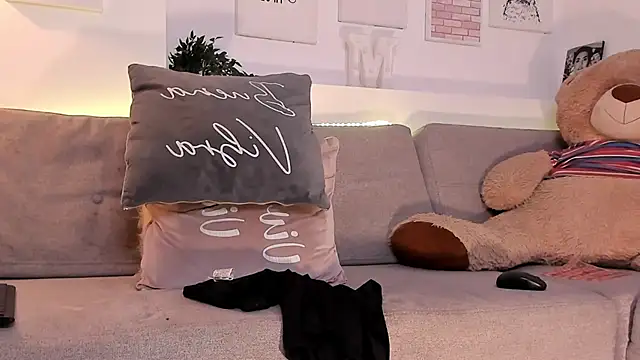 Snapshot of Nicolle_foxy chatting on 13, 2, 2025 Nicolle foxy online show from 13, 2, 2025