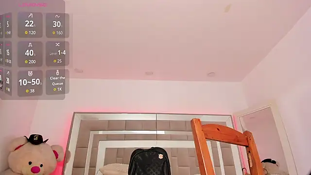 Snapshot of Nicolle_foxy chatting on 15, 10, 2025 Nicolle foxy online show from 15, 10, 2025