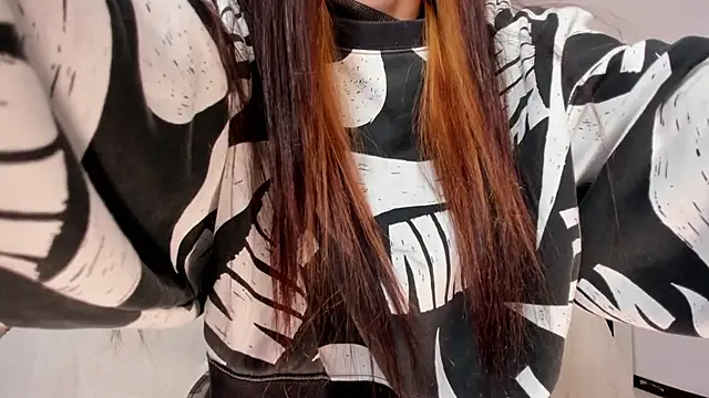 Snapshot of Nicolle_foxy chatting on 17, 10, 2025 Nicolle foxy online show from 17, 10, 2025