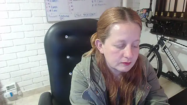 ViioletaMora online show from 14, 2, 2025