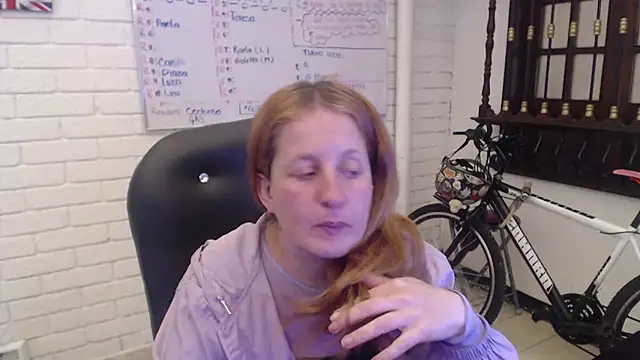 ViioletaMora online show from 20, 2, 2025