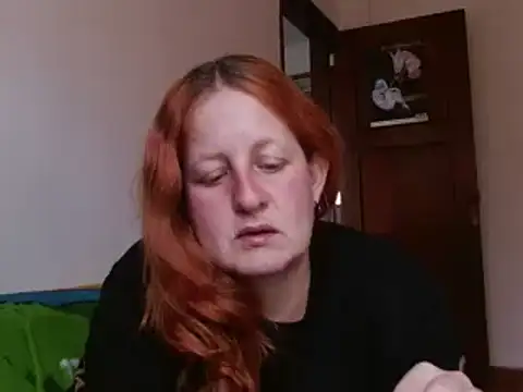 ViioletaMora online show from 4, 11, 2025