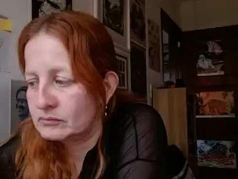 Snapshot of ViioletaMora chatting on 10, 7, 2026 ViioletaMora online show from 10, 7, 2026