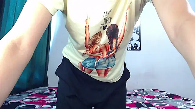 Ariel Zeo1 online show from 10, 12, 2024