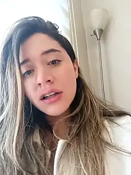 maliciaworld online show from 15, 2, 2025