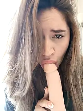 maliciaworld online show from 7, 3, 2025