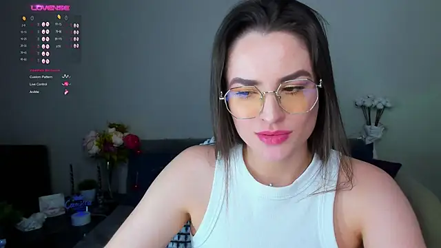 Snapshot of Camilla__one__ chatting on 10, 2, 2025 Camilla one online show from 10, 2, 2025