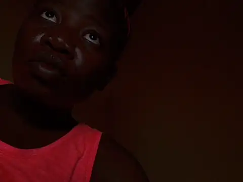 Snapshot of mona_lis chatting on 14, 11, 2025 mona lis online show from 14, 11, 2025