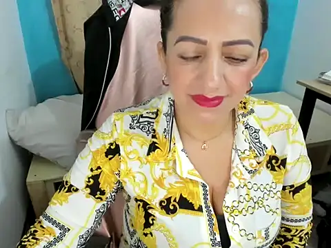 Snapshot of MonicaGarcia_ chatting on 14, 2, 2025 MonicaGarcia online show from 14, 2, 2025