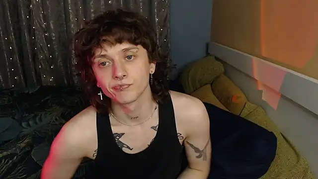 Snapshot of axxxturel chatting on 15, 12, 2025 axxxturel online show from 15, 12, 2025