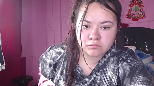 NikkiRous  online show from 13, 2, 2025