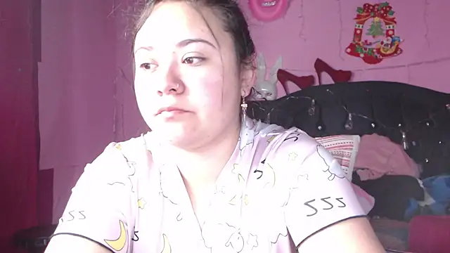 NikkiRous  online show from 14, 2, 2025