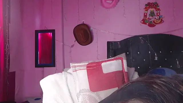 NikkiRous  online show from 3, 10, 2025