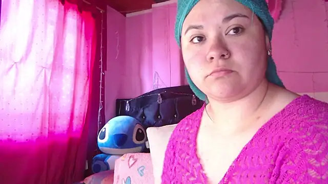 NikkiRous  online show from 11, 2, 2026