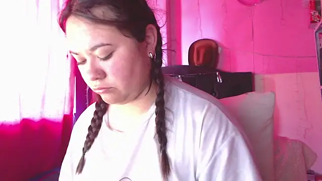 Snapshot of NikkiRous_ chatting on 25, 3, 2026 NikkiRous online show from 25, 3, 2026
